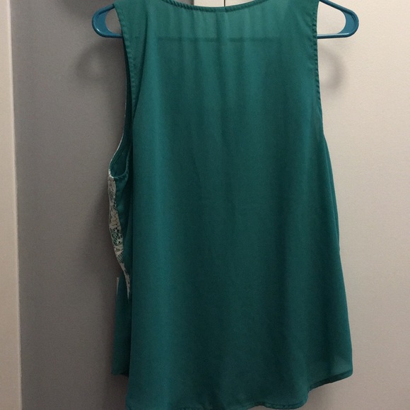 Top - Picture 2 of 2